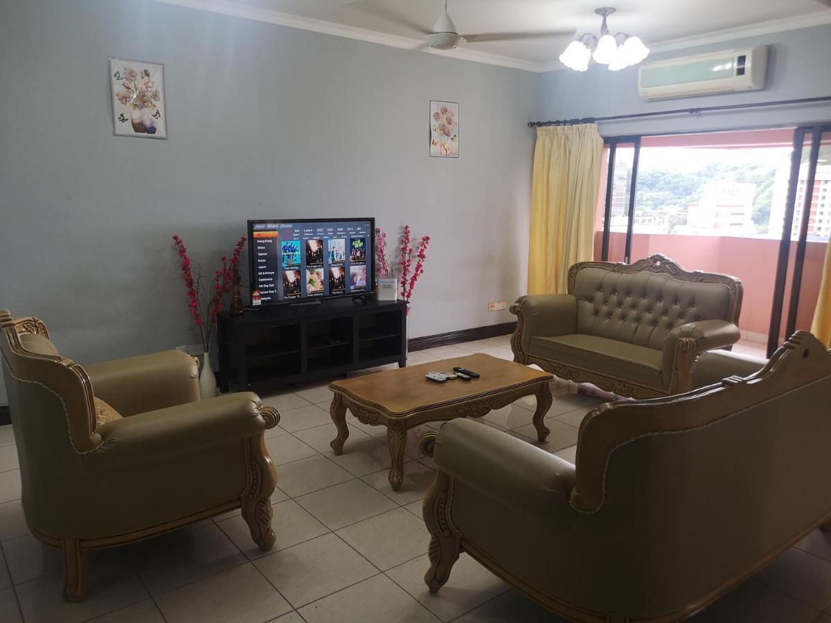 Homestay Marina Court Kota Kinabalu Extérieur photo