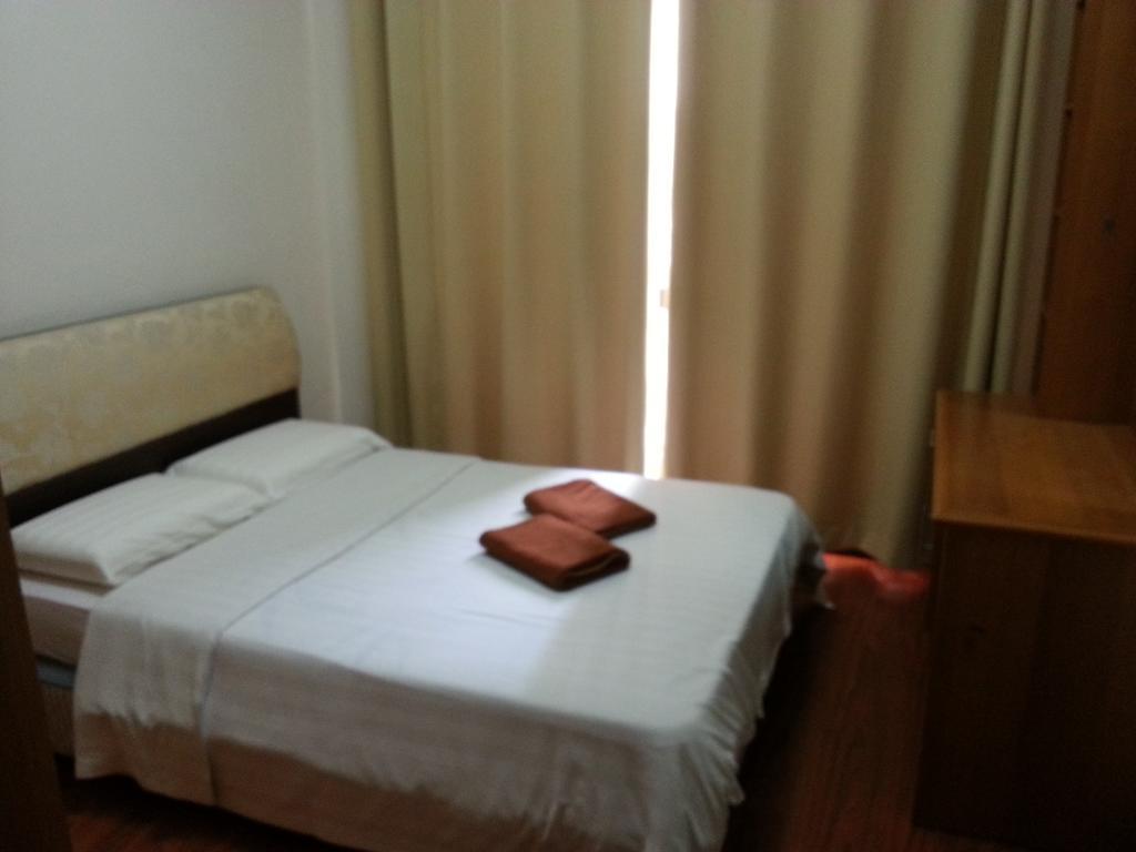 Homestay Marina Court Kota Kinabalu Extérieur photo