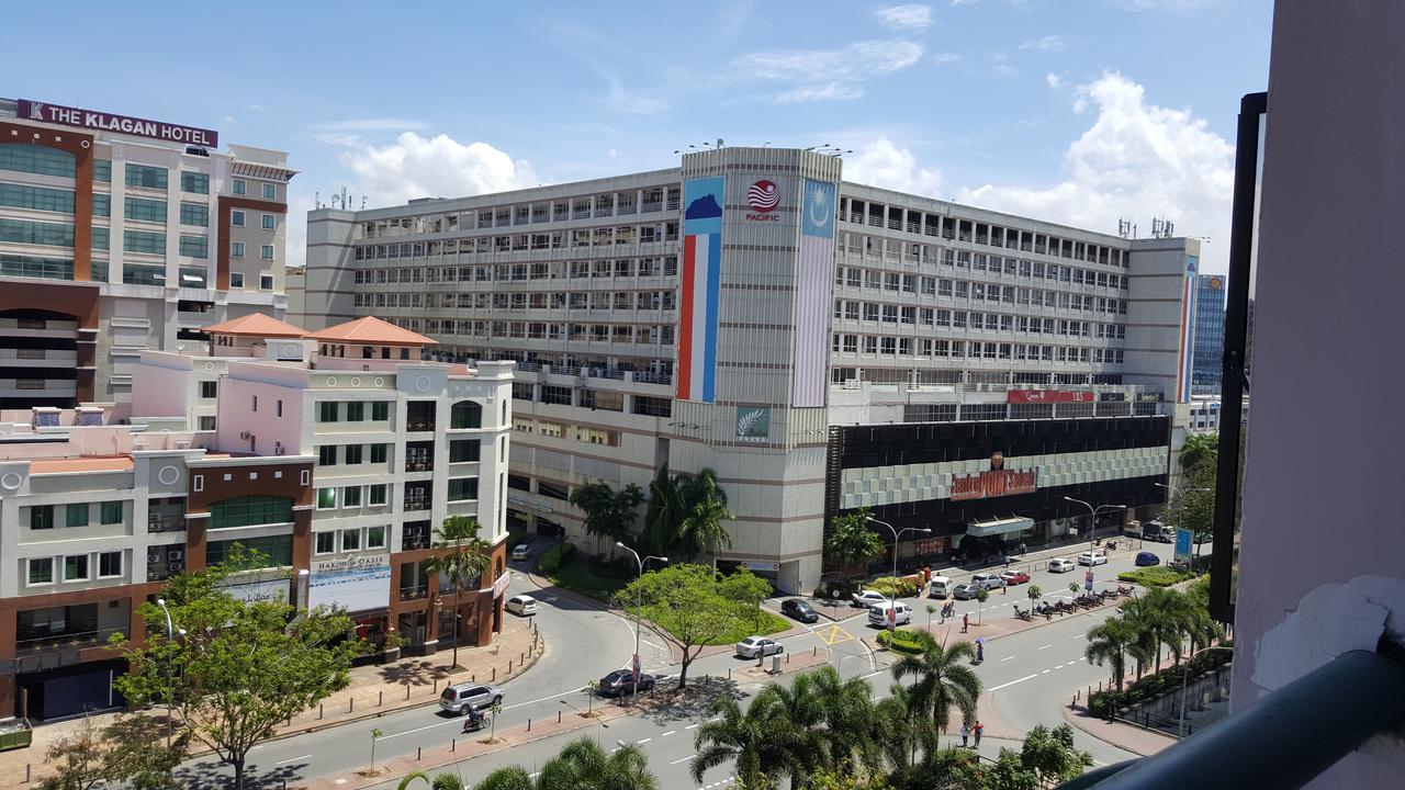 Homestay Marina Court Kota Kinabalu Extérieur photo